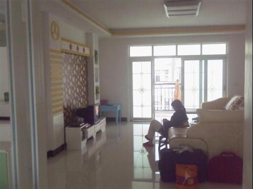 贷款买了一套房现在想卖掉,贷款了20万买首套房有问题吗