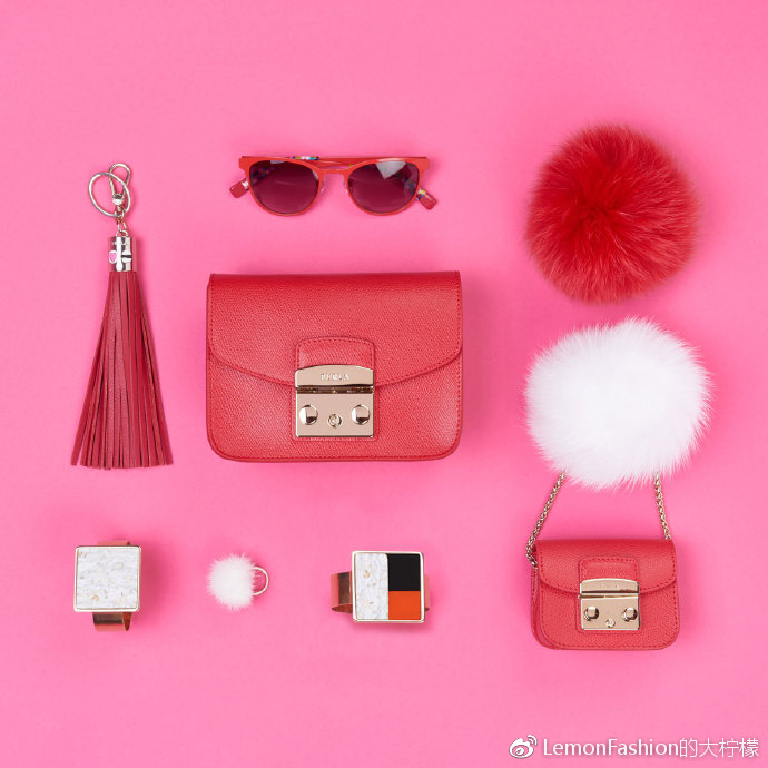 furla包包属于奢侈品吗,furla最新款包