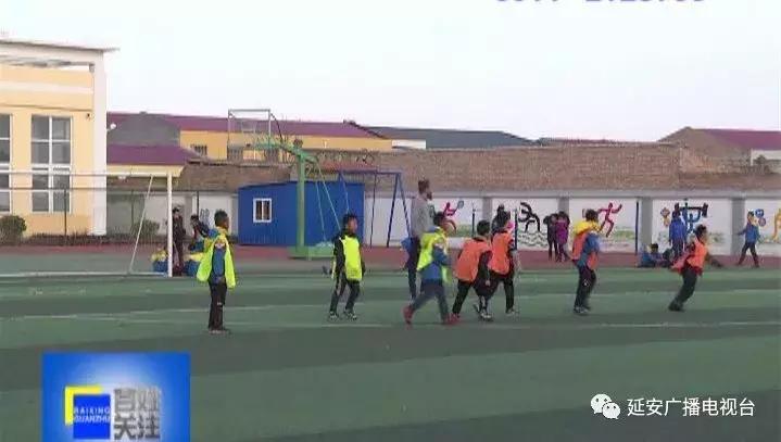 足球外教进校园,青少年足球培训外教