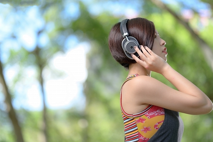 最好的入耳式降噪耳机推荐,最舒适无线降噪耳机测评排名