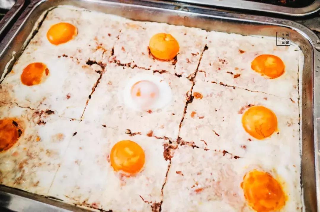 荷花池美食批发市场,荷花池美食街在哪里