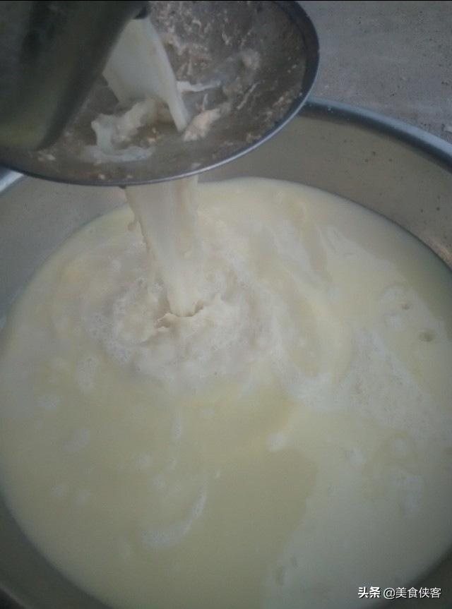 熟食卤菜卤水酱汁需不需要熬制高汤的问题以及熬制高汤的技巧探讨