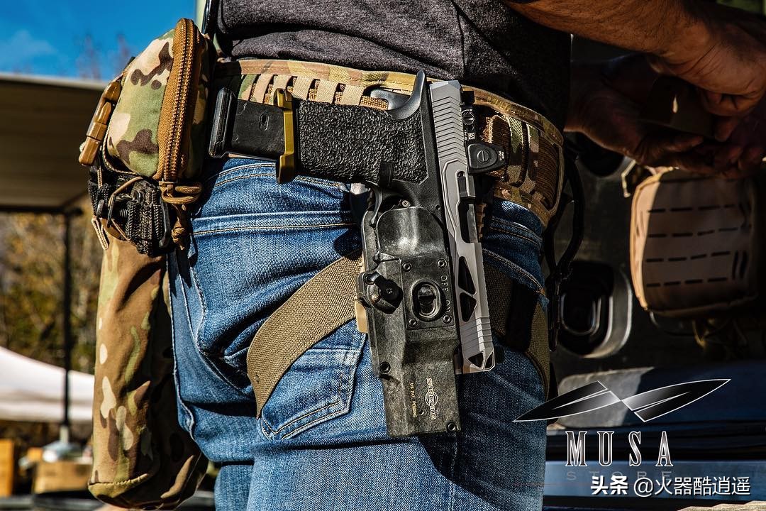 「枪套？灯套？」神火公司masterfire枪套图集