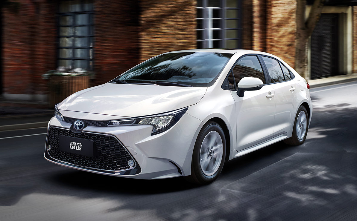 标配8气囊最便宜的车,丰田雷凌2017款1.2T手动精英版