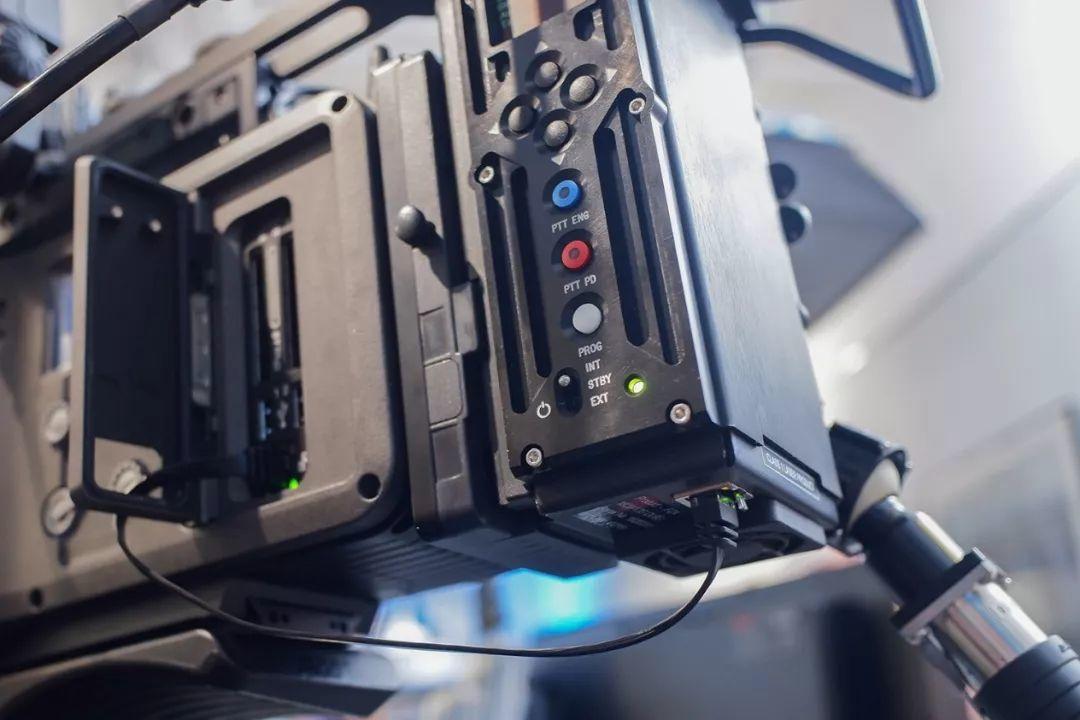 如何将阿莱电影摄影机变身现场直播讯道机