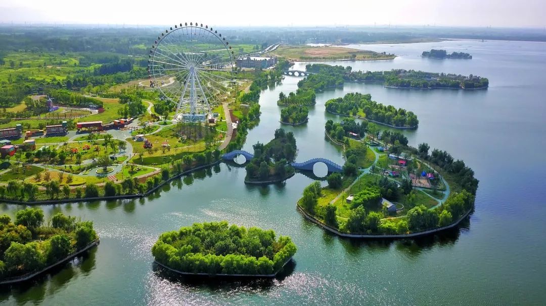 *安泰**赏花休闲婚拍就到泰山花海摩玛梦想城