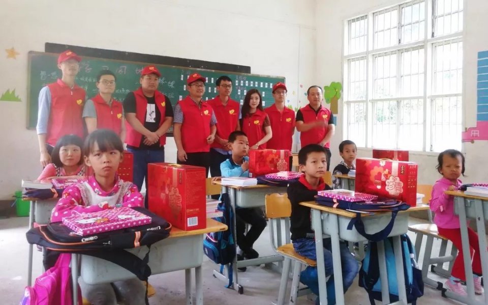 碧桂园六一儿童节立牌,碧桂园幼儿园六一儿童节活动