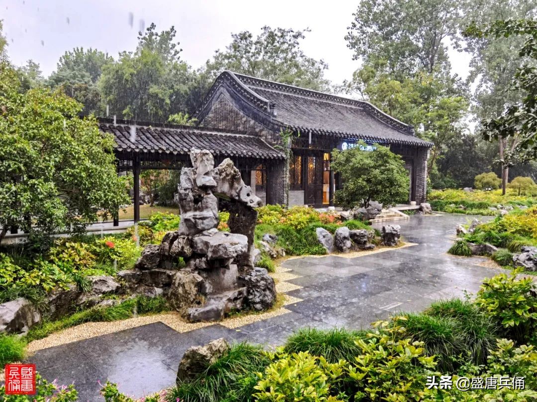 扬州｜垂杨不断接残芜，雁齿红桥俨画图