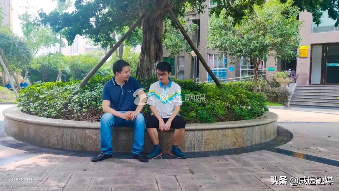 威远高考第一名来了,文科609、理科676