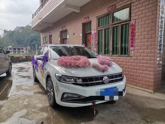 轮毂换一个还是必须换两个,轮毂有点变形建议修复还是直接换