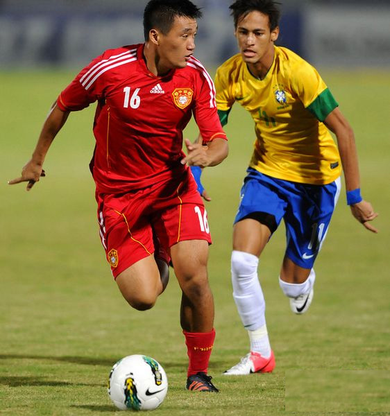 国足史上最强右后卫,国足右后卫有哪些人选