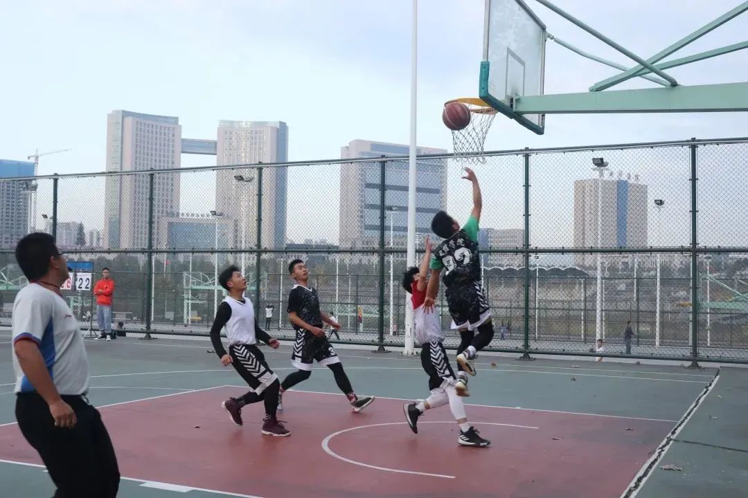 不负韶华，与你来“电”——电信学院欢迎您！