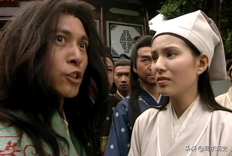 段誉为何执迷于王语嫣？不是因她美，金庸把答案藏在慕容复的身上