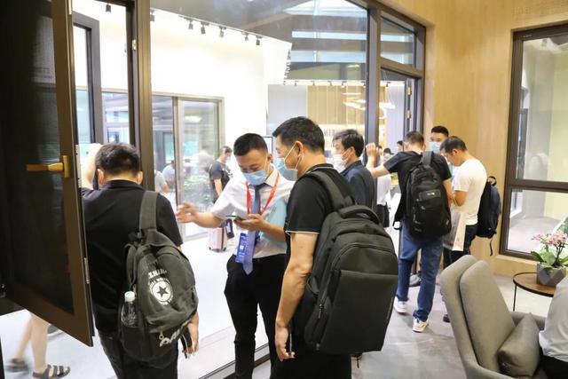 科智生活,无限未来,帝奥斯门窗2021广州建博会释放强大势能