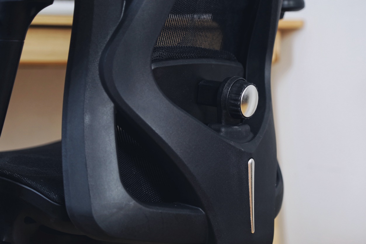 减轻办公生活中的腰颈负担,西昊M57人体工学电脑椅体验