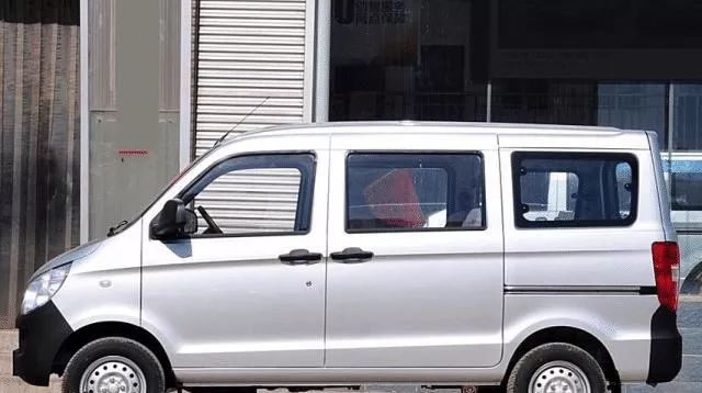 家用五菱宏光大众polo对比,五菱之光汽车解析