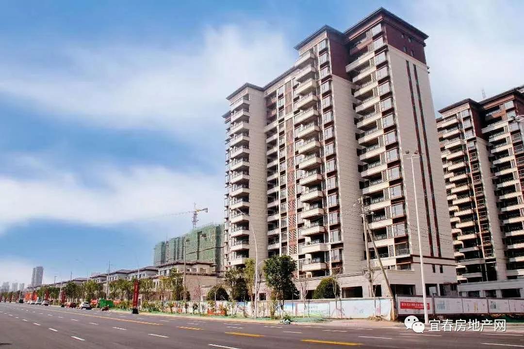 体育中心占地58亩,市民体育活动中心