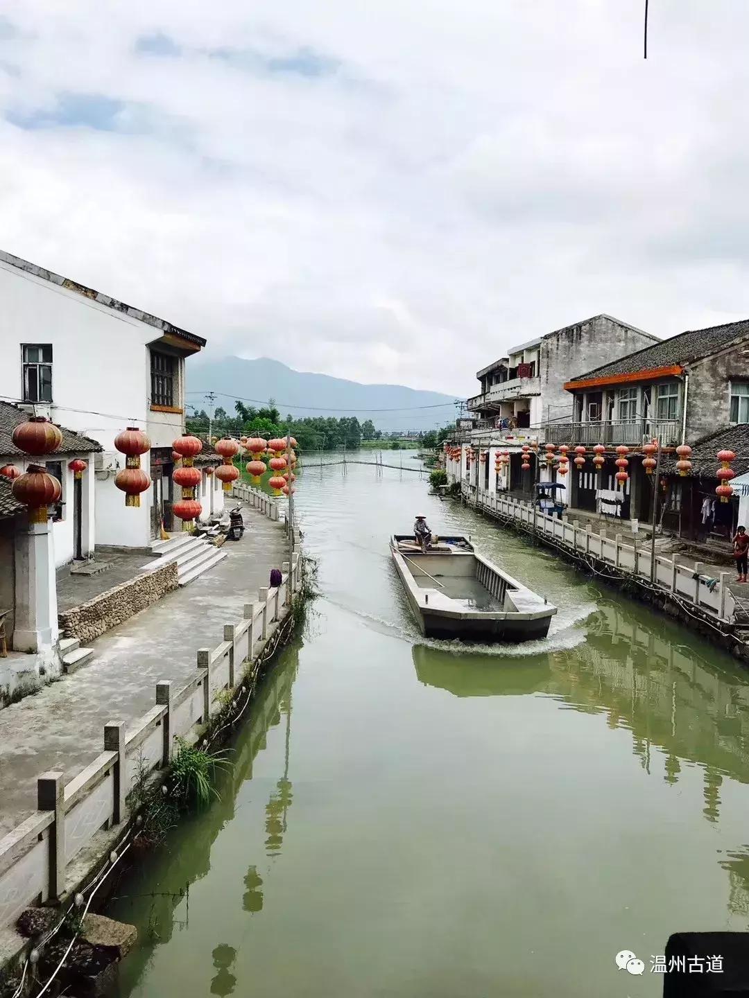 千年古村平阳县鸣山村古城夜景,平阳昆阳鸣山古村落