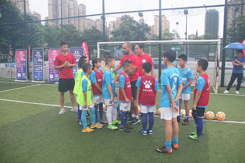 BCN,巴萨成都运营方与南充奥航达成战略合作伙伴协议