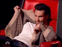 怎么解决戴口罩闷痘,戴口罩闻到自己口气正常吗