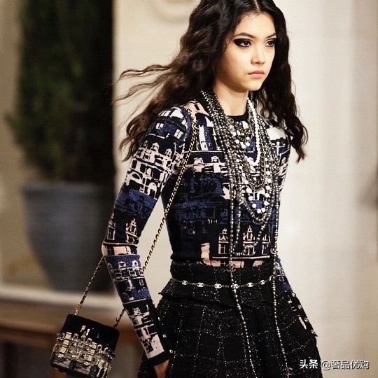 chanel首饰设计,chanel新款金色