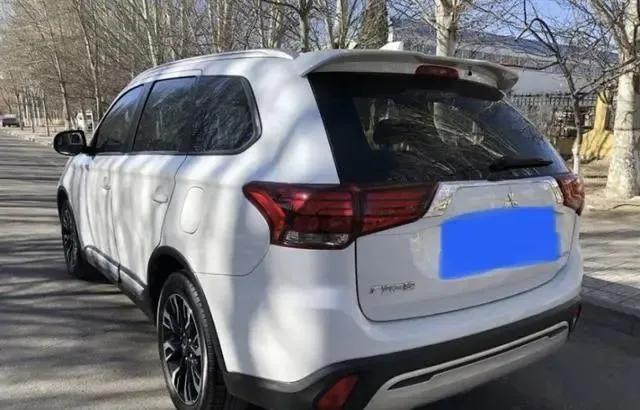 欧蓝德2.0值不值得买,买欧蓝德2.4四驱