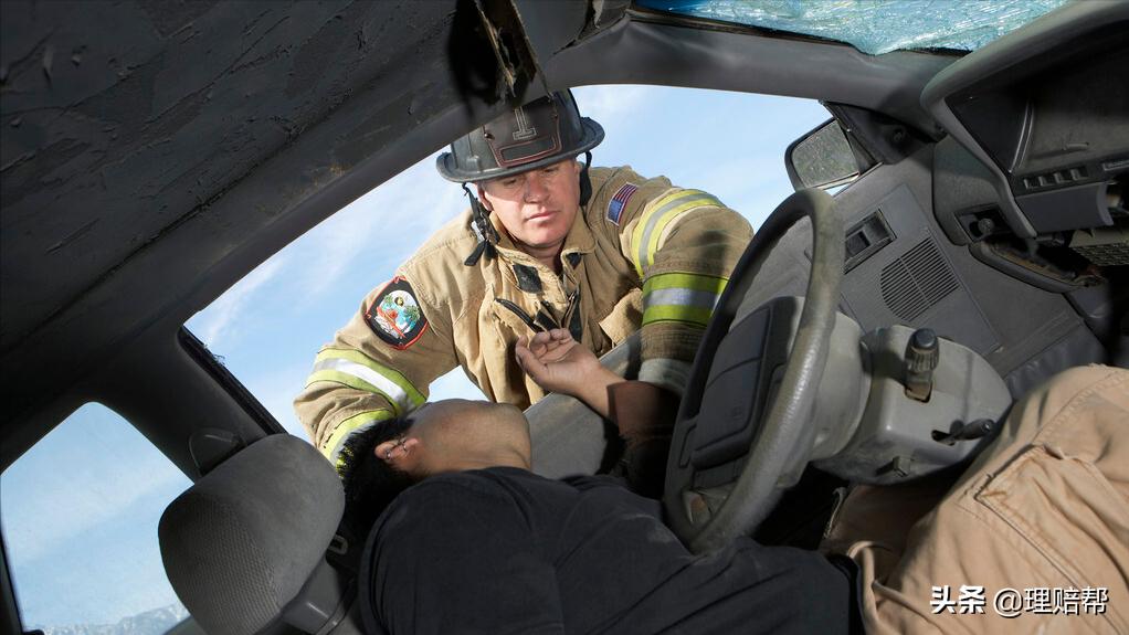 车祸死亡保险公司拒赔后怎么办,车祸致人死亡保险公司多久赔钱