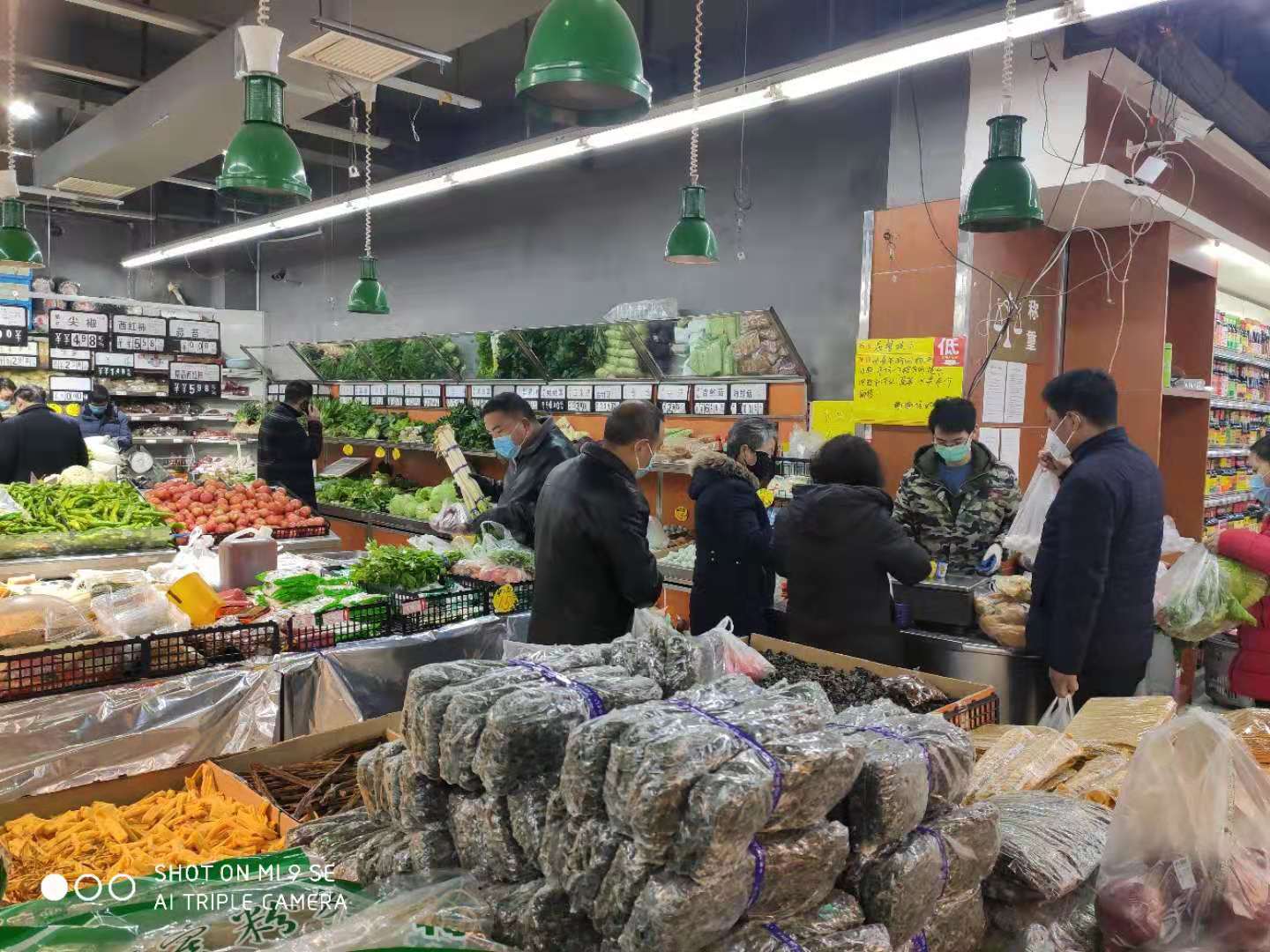 怀念阳光下自由呼吸的味道