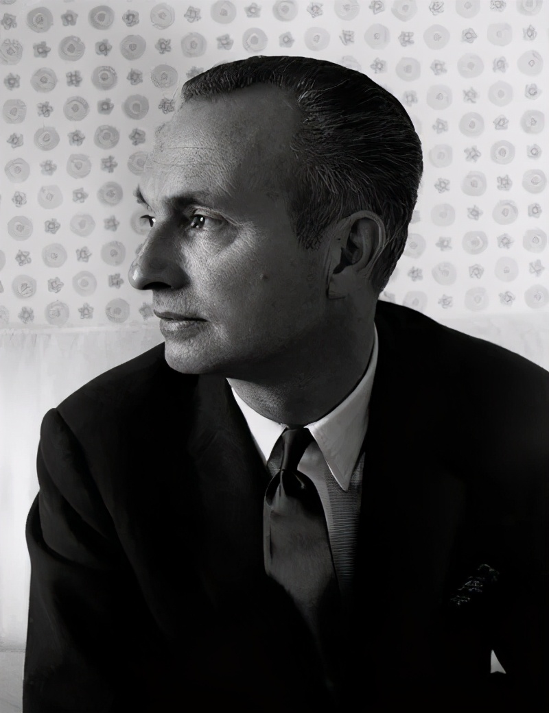 他用128克拉的黄钻征服了赫本，却只想逃离好莱坞回归自然