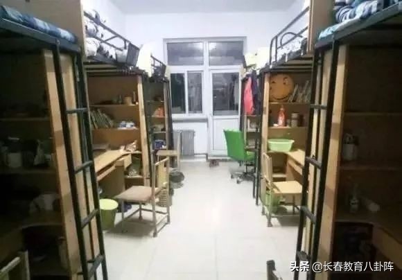 全国高校宿舍奢华排行,各个学校宿舍大比拼