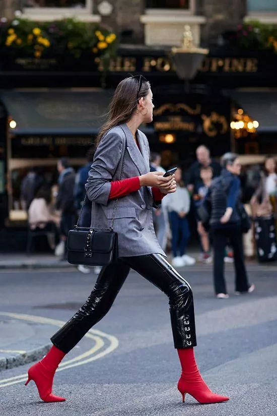 小个子女生穿短靴选择几个孔的,小个子高筒靴时尚百搭显腿瘦