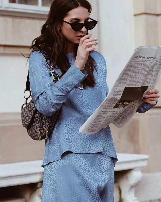 指南针复古无夜光,老花时尚百搭