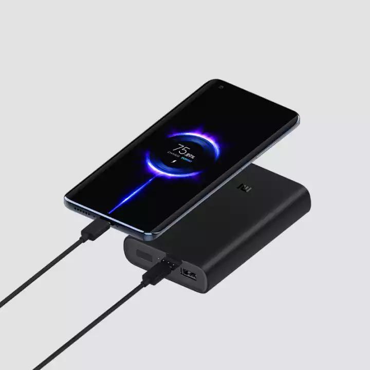 绿联充电宝20000毫安和小米20000,绿联磁吸充电宝和小米对比