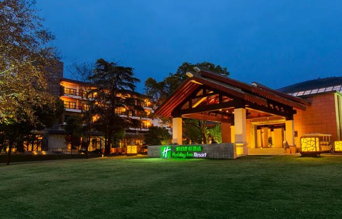 深业半汤御泉庄温泉人多吗,深业御泉庄温泉好玩吗