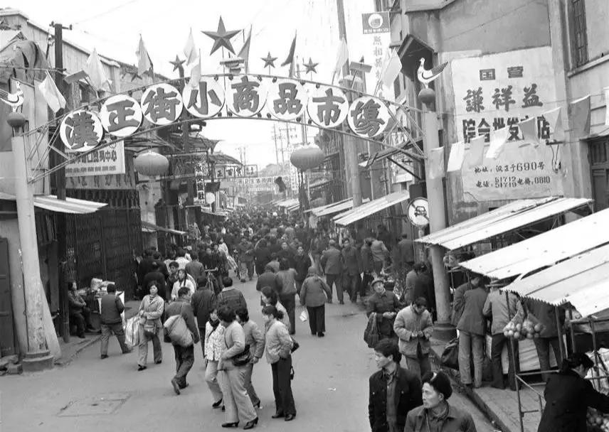 易中天讲武汉话的特殊含义,易中天学说武汉话