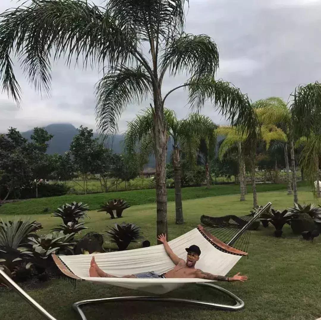 梅西内马尔c罗的家,贝克汉姆c罗梅西内马尔合照