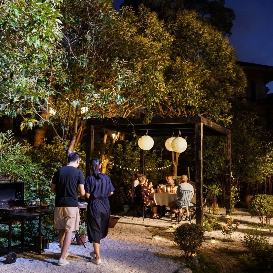 最便宜上海独栋小别墅,花2500租了一个大别墅