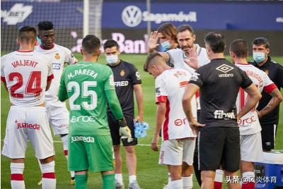 爆冷一场2-0让卫冕冠军轰然倒下,一场1-3让夺冠大热门爆冷出局