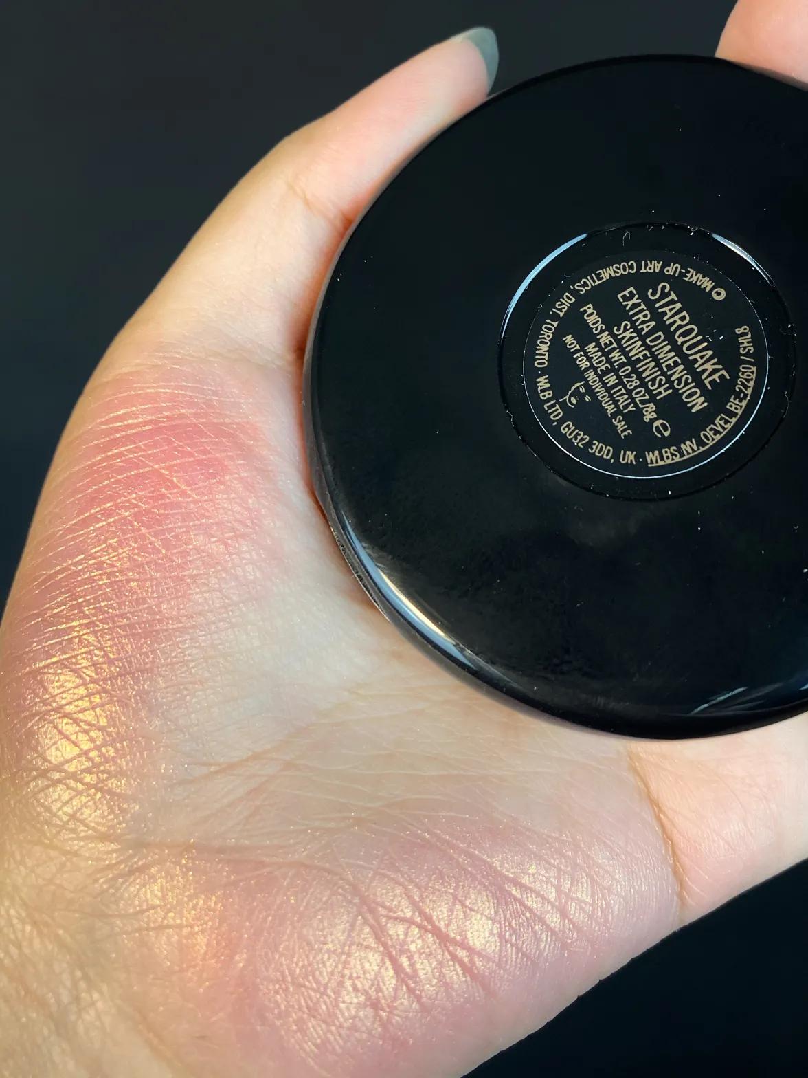 mac圣诞高光peach,macstarquake