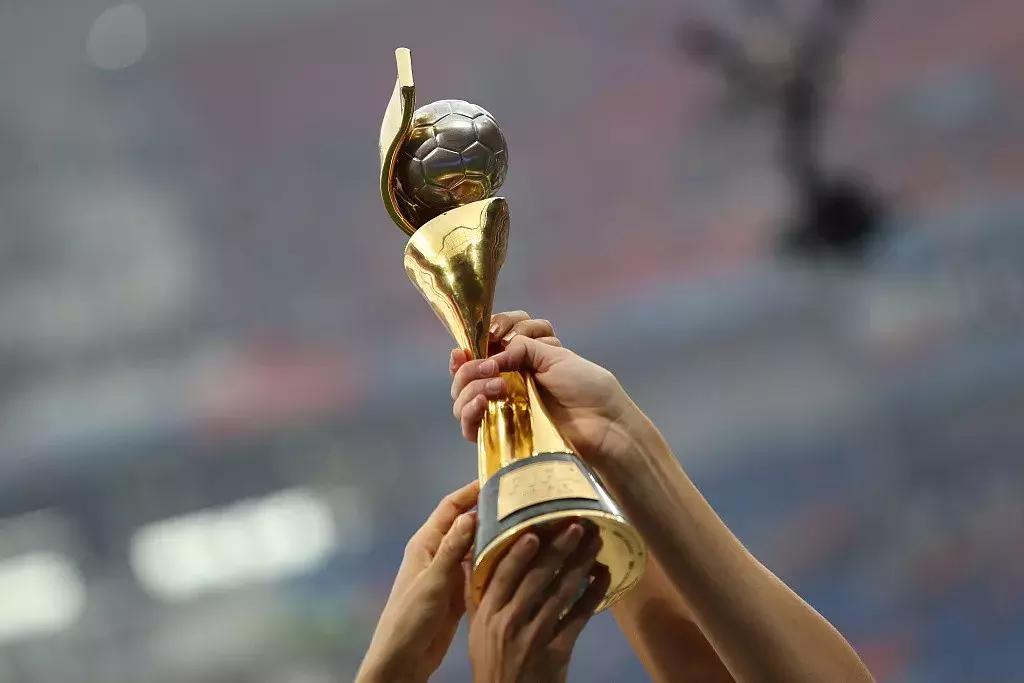 这不止是她们的战斗