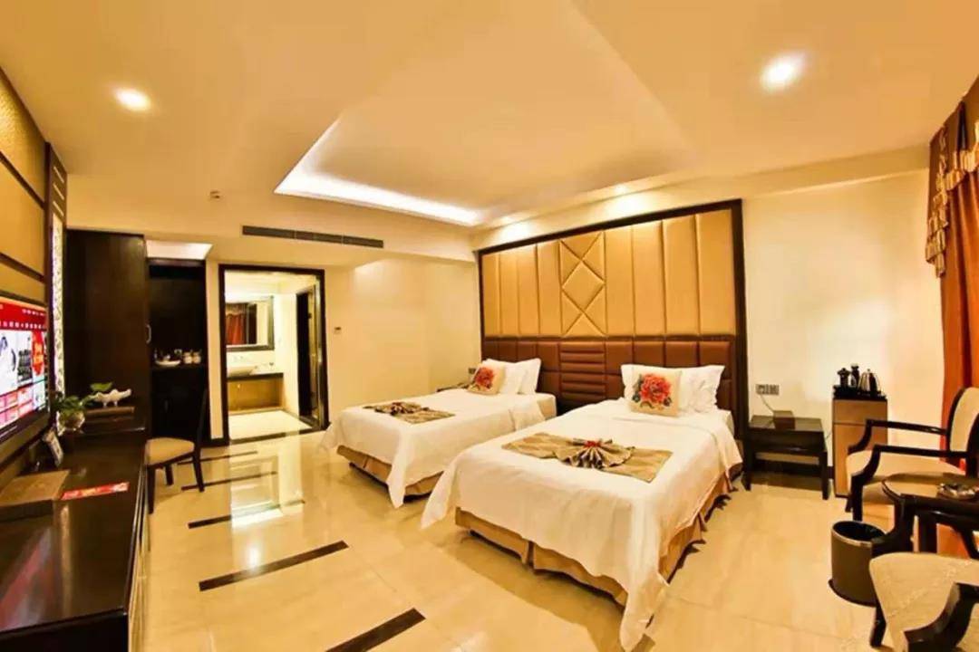 江门婚纱摄影那琴半岛,台山那琴半岛拍婚纱照