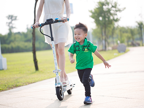 实体店滑板车质量怎么样,实体店儿童滑板车一般多少钱