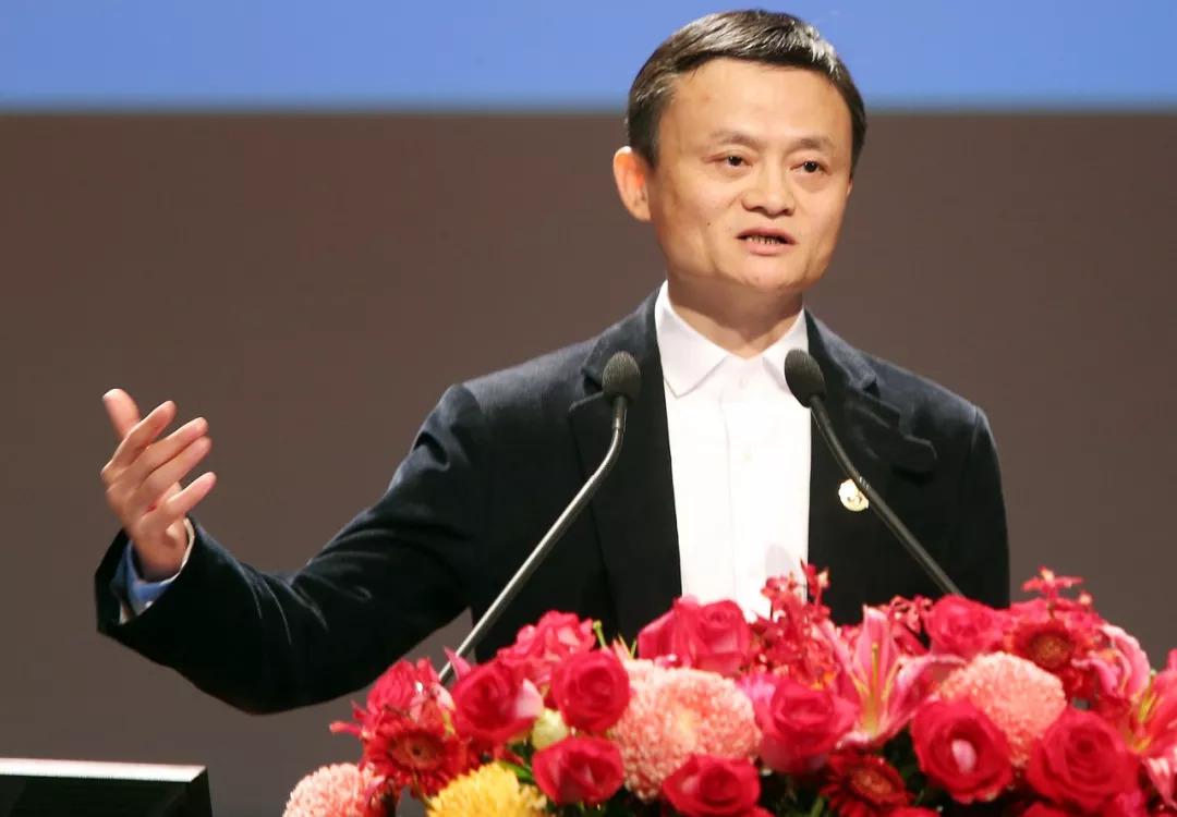 马云背后最重要的男人：撑起阿里半边天，如今身价高达1017亿