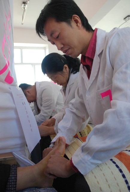 足疗师丢人吗,足疗技师很遭人歧视吗