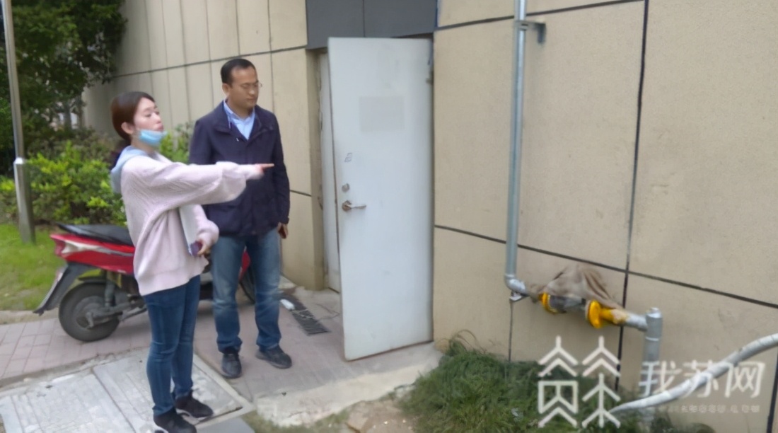 南京启迪科技园商铺燃气不通油烟借道排放业主很糟心