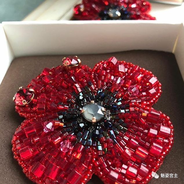 diy手串水晶饰品 (水晶串配饰大全)