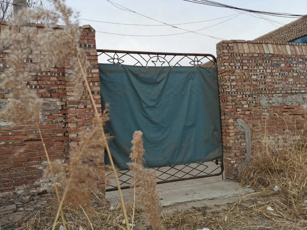 废弃厂房里的“卖肾”交易：买肾人花55万，卖肾人得4.5万！