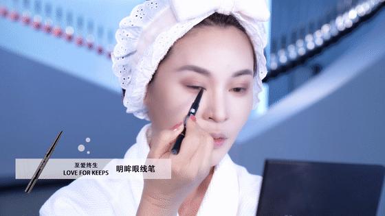 化妆的正确步骤顺序男生简单,雅诗兰黛化妆的正确步骤顺序