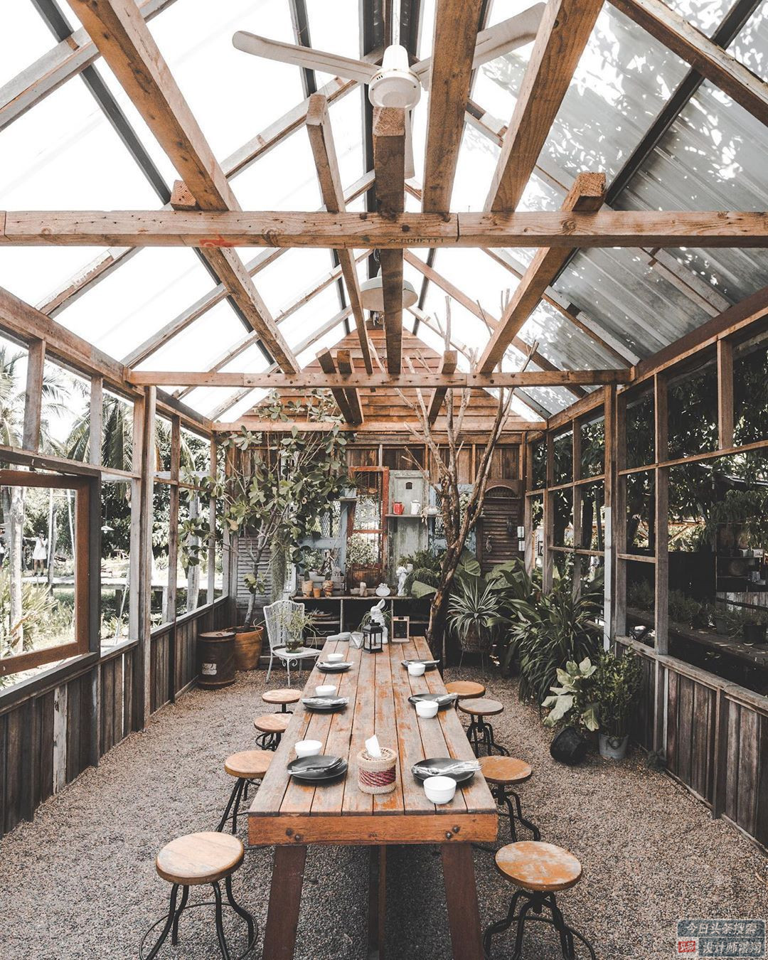 别墅庭院阳光房2023最新款设计,庭院阳光房设计