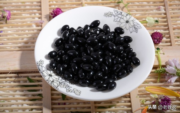 蜂胶便宜的和贵的有什么区别,蜂胶为什么珍贵被称之为紫色黄金